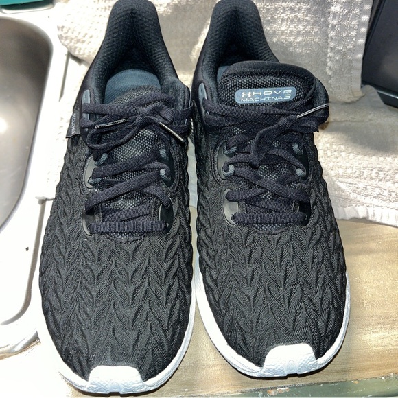 Under Armour HOVR Machina 3 Clone UA Black White Men Road Running 3026729-003 - Picture 3 of 9